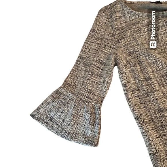 Talbots Womens Med Petite 3/4 Bell Sleeve Black White Geometric Print Blouse Top - Picture 3 of 7